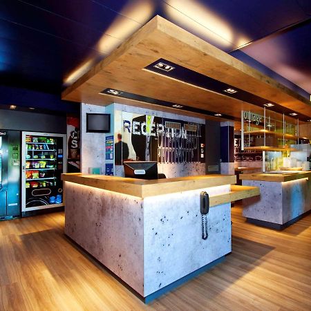 Ibis Budget Velizy Exterior foto