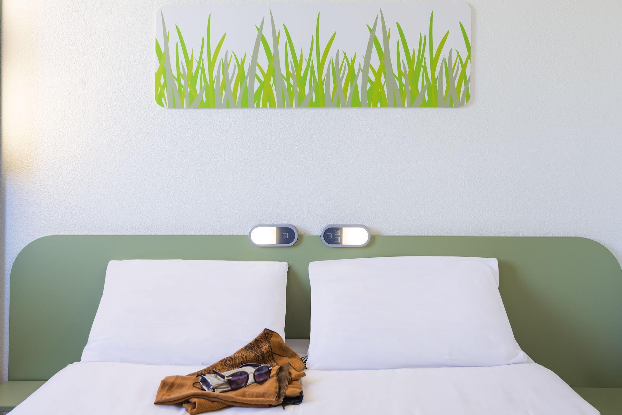 Ibis Budget Velizy Exterior foto