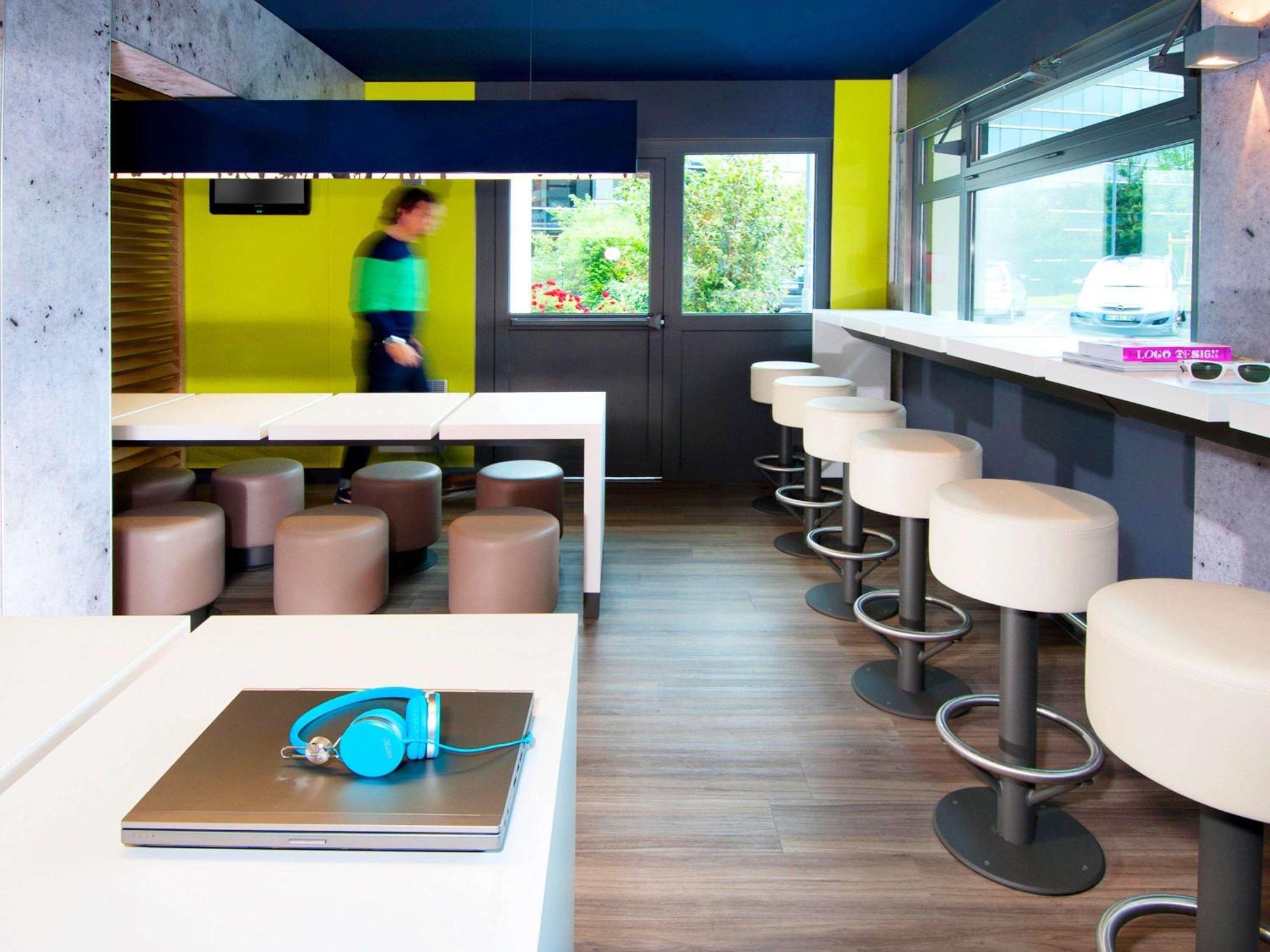 Ibis Budget Velizy Exterior foto