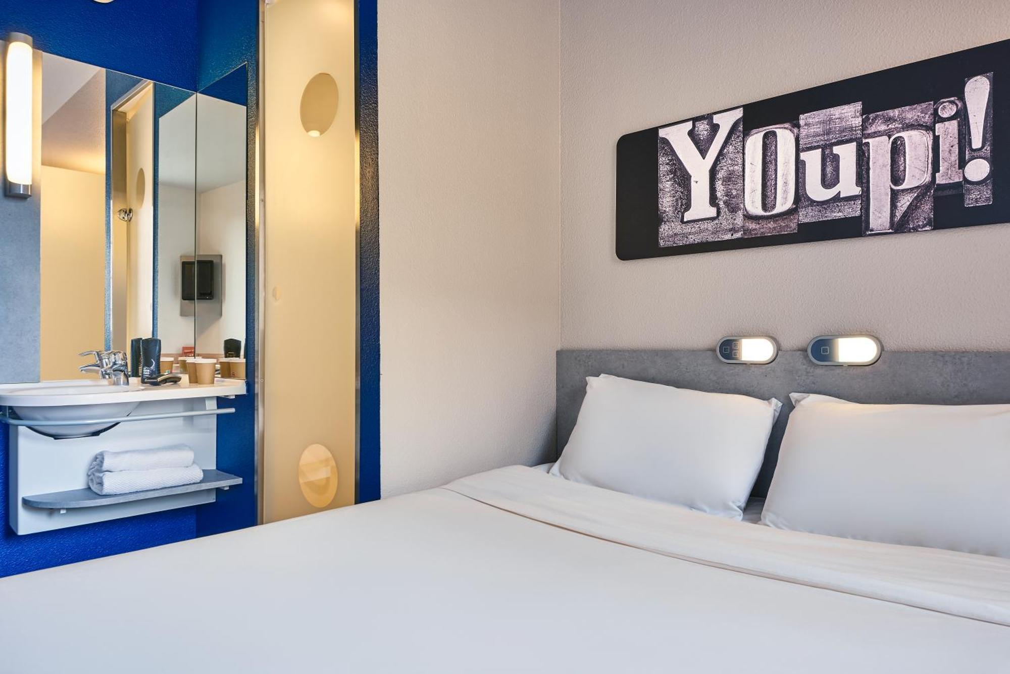 Ibis Budget Velizy Exterior foto