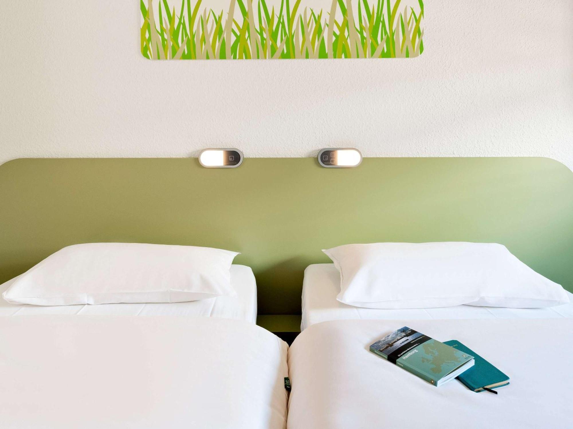 Ibis Budget Velizy Exterior foto
