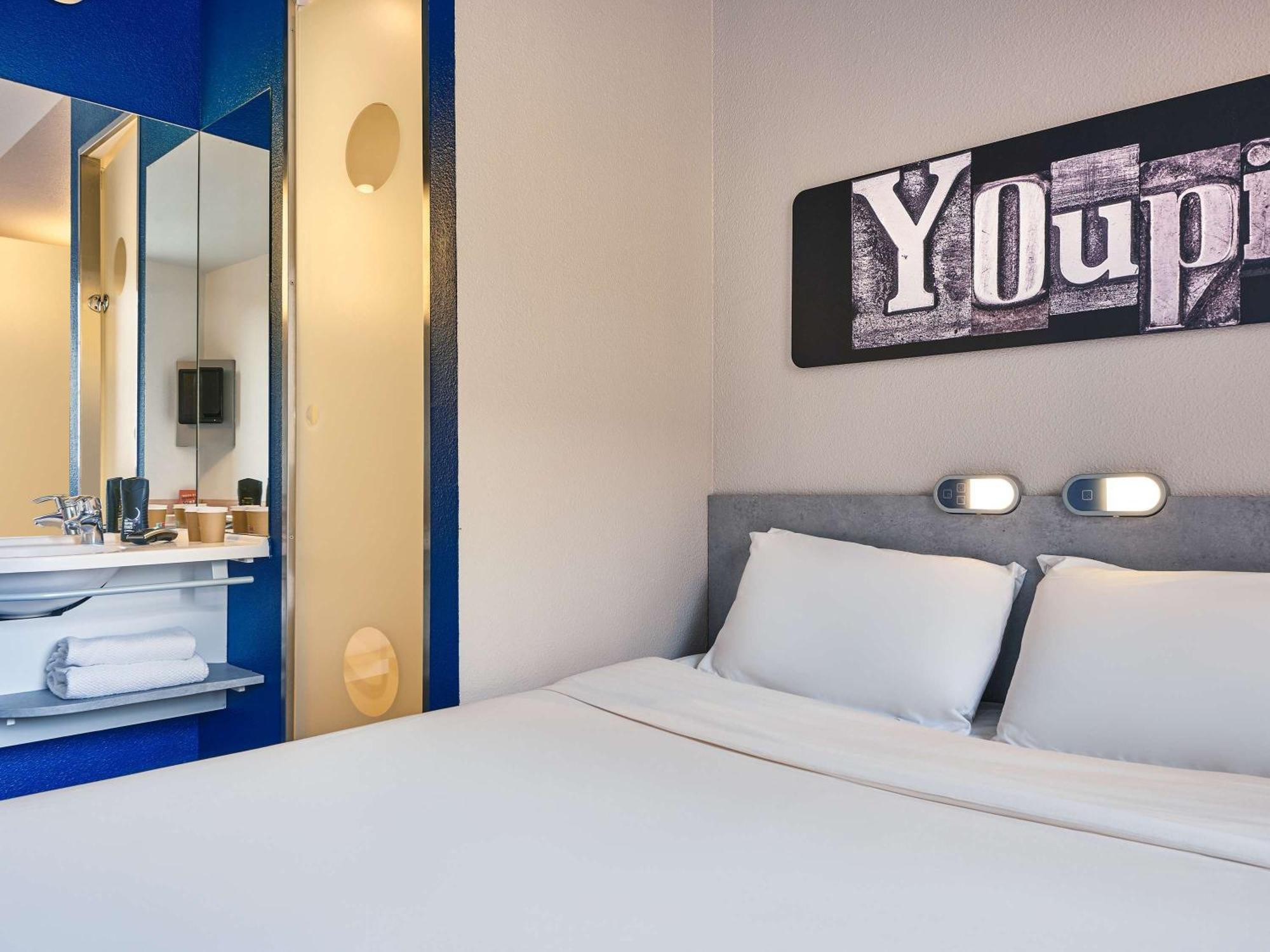 Ibis Budget Velizy Exterior foto