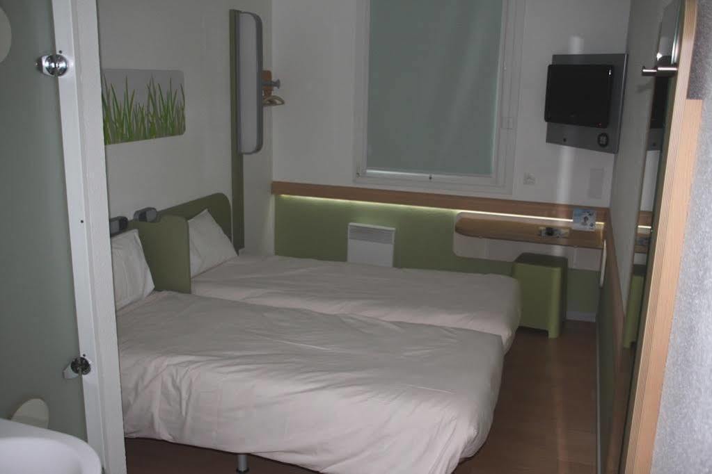 Ibis Budget Velizy Exterior foto