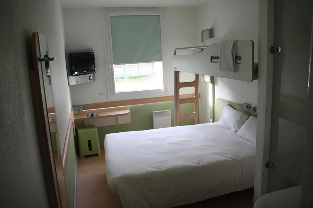 Ibis Budget Velizy Exterior foto