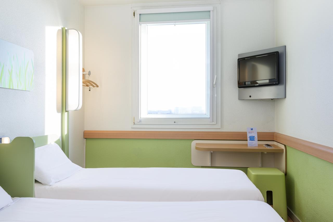 Ibis Budget Velizy Exterior foto